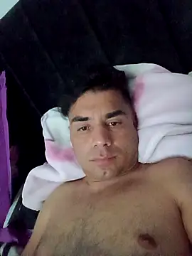 Ffeenniizz online show from 02-08-26, 05:33