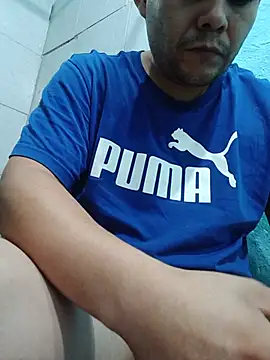 Snapshot of fboycdjuaez chatting on 05-25-26, 02:28 fboycdjuaez online show from 05-25-26, 02:28