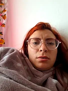 Snapshot of Natalykaty chatting on 06-05-26, 02:34 Natalykaty online show from 06-05-26, 02:34