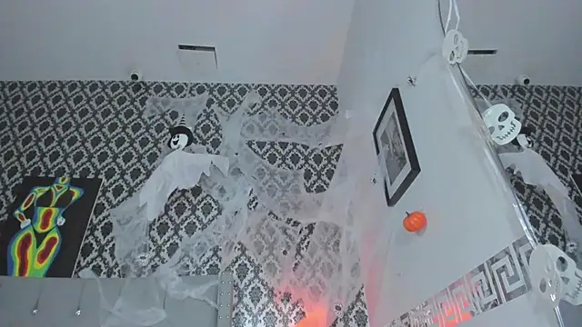 Snapshot of AlliisonRae chatting on 10-13-25, 03:01 AlliisonRae online show from 10-13-25, 03:01