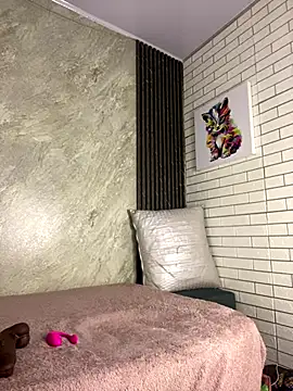 stepha   online show from 11-07-25, 11:43