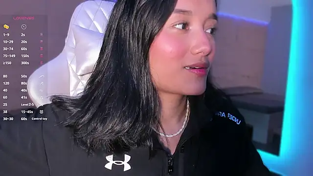 HannahMontgomery online show from 02-27-26, 04:18