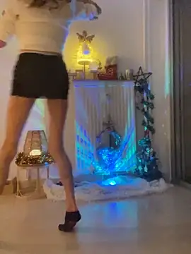 Chris06d22xh online show from 11-25-25, 07:58