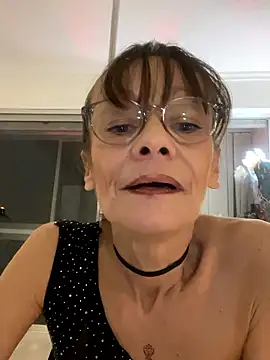 Chris06d22xh online show from 01-07-26, 08:55