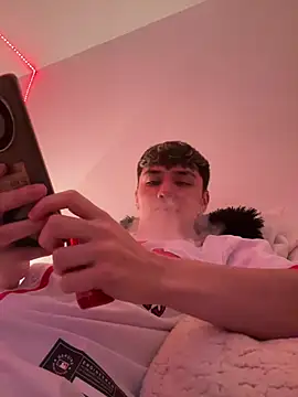 mathias 18 online show from 04-07-26, 02:01