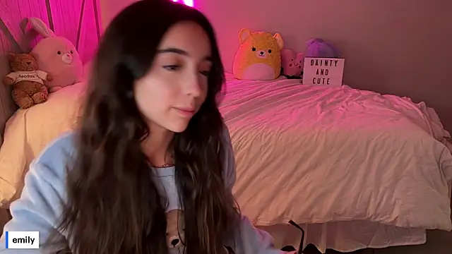 emmyfawn online show from 09-12-25, 04:23