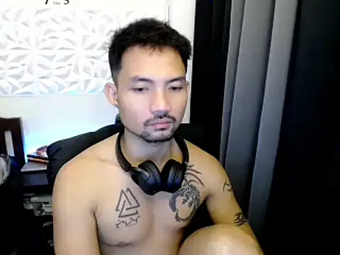 Thefriskyasian online show from 10-11-25, 07:40