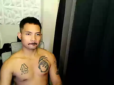 Thefriskyasian online show from 11-18-25, 05:01