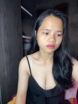 Snapshot of Hana-44 chatting on 12-05-25, 01:25 Hana-44 online show from 12-05-25, 01:25