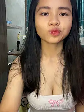 Snapshot of Hana-44 chatting on 01-12-26, 01:33 Hana-44 online show from 01-12-26, 01:33