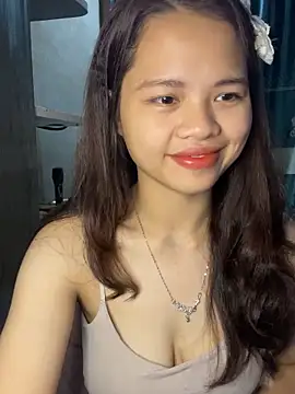 Snapshot of Hana-44 chatting on 02-01-26, 01:15 Hana-44 online show from 02-01-26, 01:15