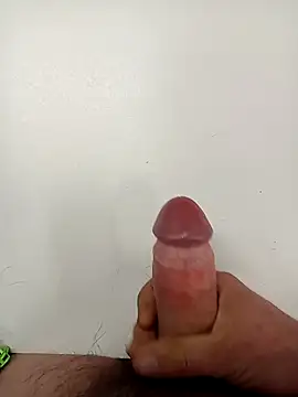 piciupiciu94 online show from 03-09-26, 10:19