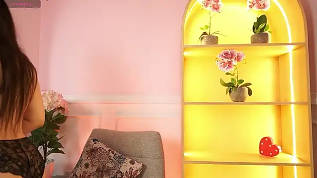 MilaCrave online show from 03-06-26, 11:39