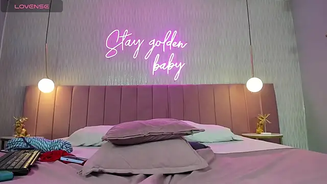 HANNA BASTIAN VC online show from 10-26-25, 11:42