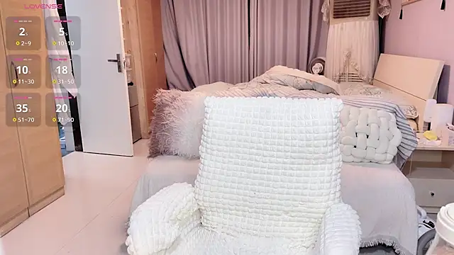 Y2Luvk online show from 10-25-25, 07:52