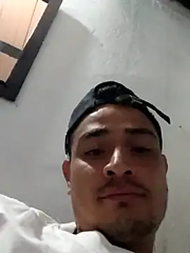 Snapshot of hoteder chatting on 03-01-26, 01:07 hoteder online show from 03-01-26, 01:07