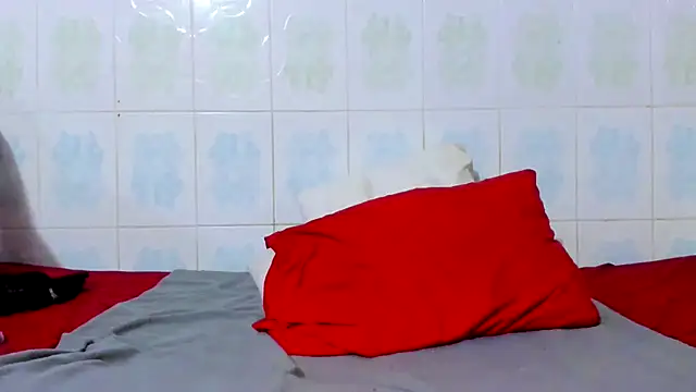 Snapshot of Eroticdollxx3 chatting on 10-02-25, 04:14 Eroticdollxx3 online show from 10-02-25, 04:14