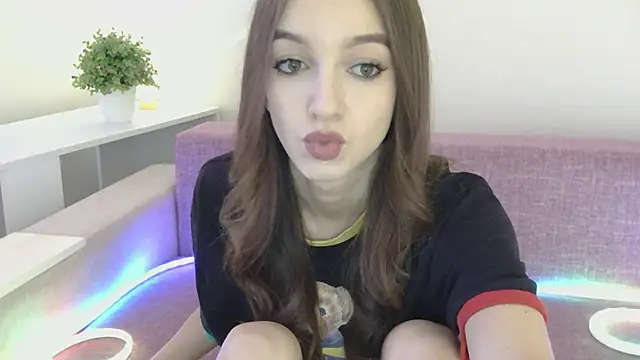 Snapshot of NotSoSweetDasha chatting on 11-17-25, 10:21 NotSoSweetDasha online show from 11-17-25, 10:21