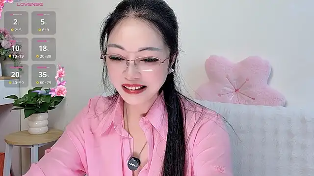 Hua Hua 0 online show from 09-14-25, 06:12
