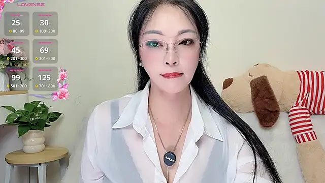 Hua Hua 0 online show from 09-25-25, 01:26