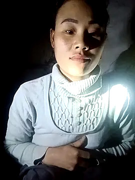 Snapshot of Ruaiuoi chatting on 02-11-26, 11:10 Ruaiuoi online show from 02-11-26, 11:10