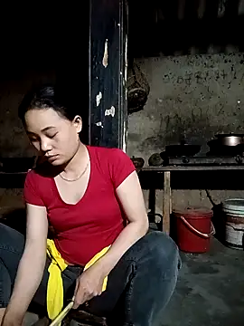 Snapshot of Ruaiuoi chatting on 02-26-26, 10:09 Ruaiuoi online show from 02-26-26, 10:09