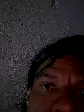 Snapshot of PAROQUI chatting on 06-06-26, 10:36 PAROQUI online show from 06-06-26, 10:36
