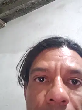 Snapshot of PAROQUI chatting on 06-08-26, 12:03 PAROQUI online show from 06-08-26, 12:03