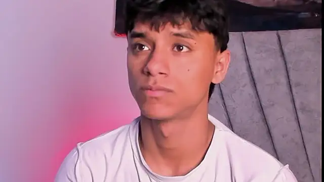 Snapshot of ZYZZ1312 chatting on 01-14-26, 02:23 ZYZZ1312 online show from 01-14-26, 02:23