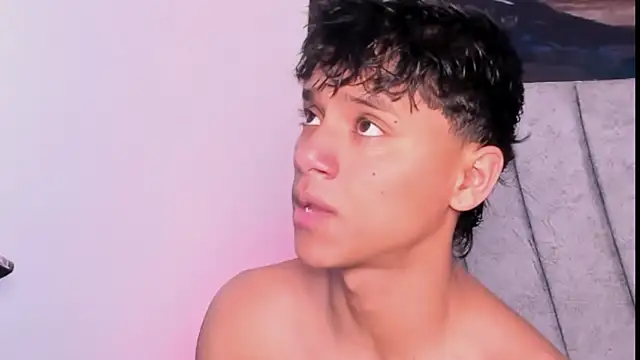 Snapshot of ZYZZ1312 chatting on 01-15-26, 05:38 ZYZZ1312 online show from 01-15-26, 05:38