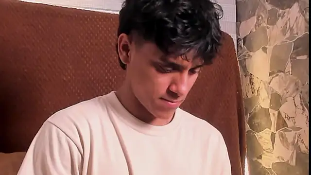 Snapshot of ZYZZ1312 chatting on 02-03-26, 03:37 ZYZZ1312 online show from 02-03-26, 03:37