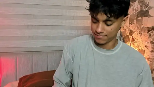 Snapshot of ZYZZ1312 chatting on 02-17-26, 03:47 ZYZZ1312 online show from 02-17-26, 03:47