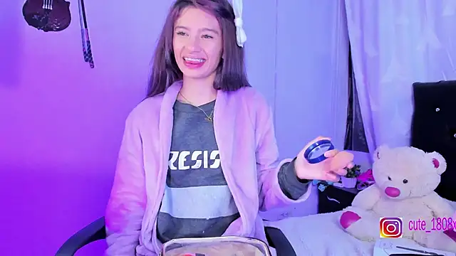 Sofiia cute  online show from 10-20-25, 12:38