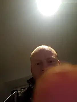 svenni2525 online show from 10-09-25, 06:11