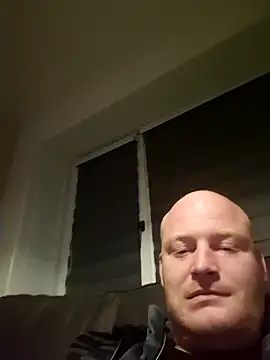 svenni2525 online show from 12-01-25, 06:13