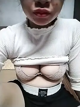 Snapshot of Mie_rose chatting on 11-11-25, 12:43 Mie rose online show from 11-11-25, 12:43