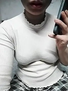 Snapshot of Mie_rose chatting on 11-25-25, 02:11 Mie rose online show from 11-25-25, 02:11