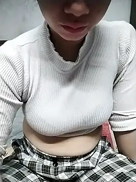 Snapshot of Mie_rose chatting on 12-04-25, 02:21 Mie rose online show from 12-04-25, 02:21