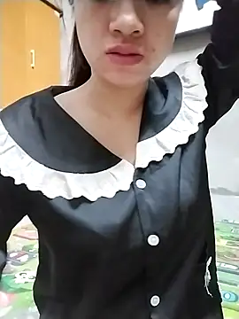 Mie rose online show from 12-18-25, 11:11