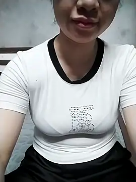 Mie rose online show from 02-16-26, 07:15