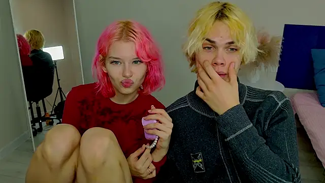 Bonnie And C1yde online show from 10-20-25, 05:13