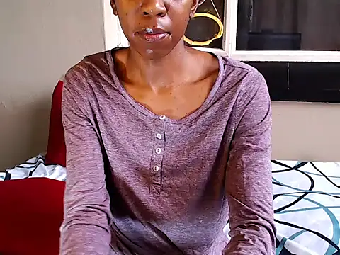 PetiteEbonyBabe online show from 09-28-25, 07:36