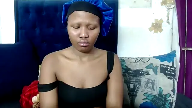 BUNNYCHOWX28 online show from 09-16-25, 06:20