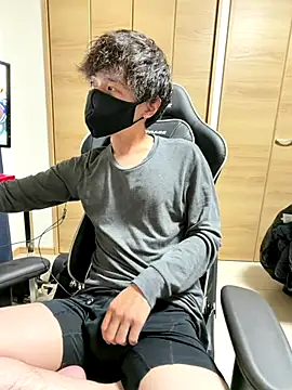 Snapshot of jiji9253 chatting on 01-06-26, 11:47 jiji9253 online show from 01-06-26, 11:47