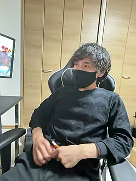 Snapshot of jiji9253 chatting on 02-18-26, 12:12 jiji9253 online show from 02-18-26, 12:12