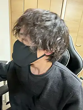 Snapshot of jiji9253 chatting on 02-26-26, 12:48 jiji9253 online show from 02-26-26, 12:48