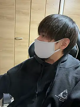 Snapshot of jiji9253 chatting on 03-15-26, 12:55 jiji9253 online show from 03-15-26, 12:55