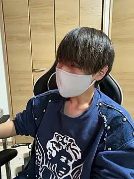 Snapshot of jiji9253 chatting on 03-20-26, 12:43 jiji9253 online show from 03-20-26, 12:43