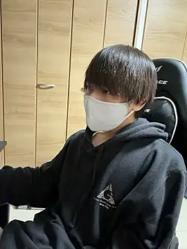 Snapshot of jiji9253 chatting on 03-24-26, 01:27 jiji9253 online show from 03-24-26, 01:27