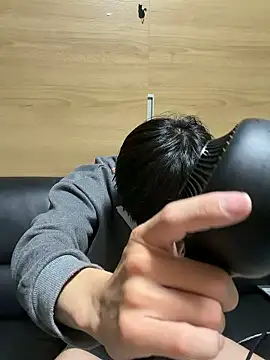 Snapshot of jiji9253 chatting on 04-03-26, 01:20 jiji9253 online show from 04-03-26, 01:20